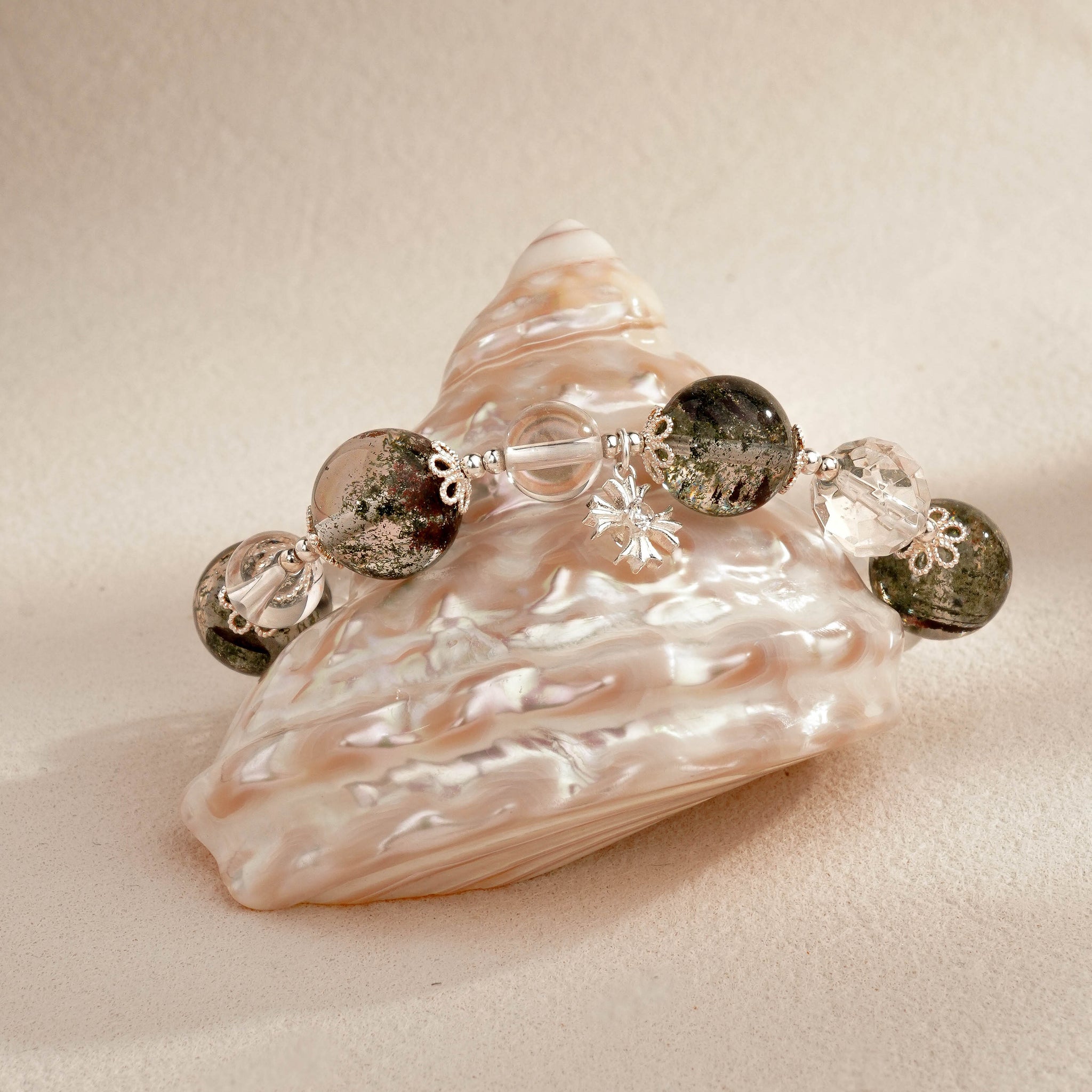 幽晶·清韻丨水晶手鏈 與自然的靈韻共鳴