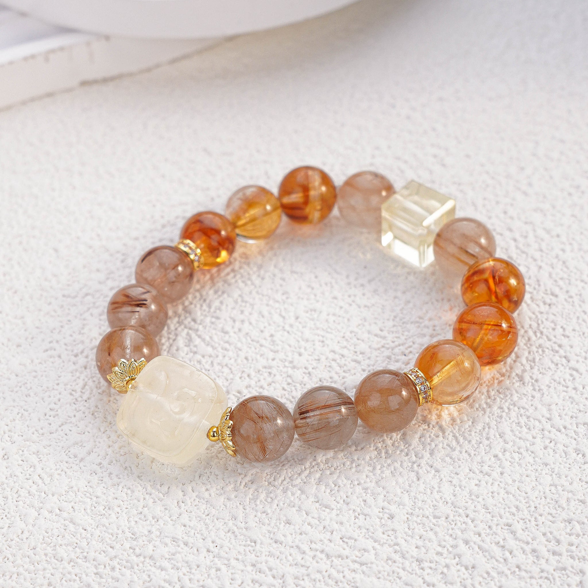 三曜•澄心丨白晶澄心  膠花引運  發晶提氣